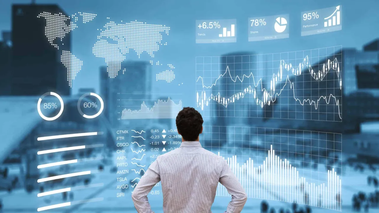 Top Big Data Applications in Finance: How it is Revolutionizing The Finance Industry?
