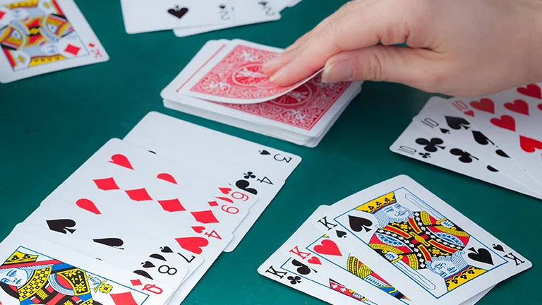 Striking Features of Khelplay Rummy Mobile App